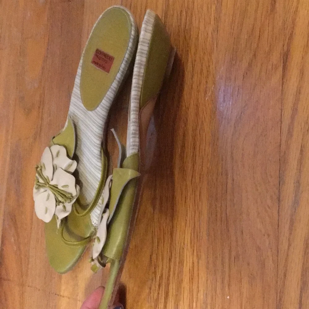 Very cute rare sandal